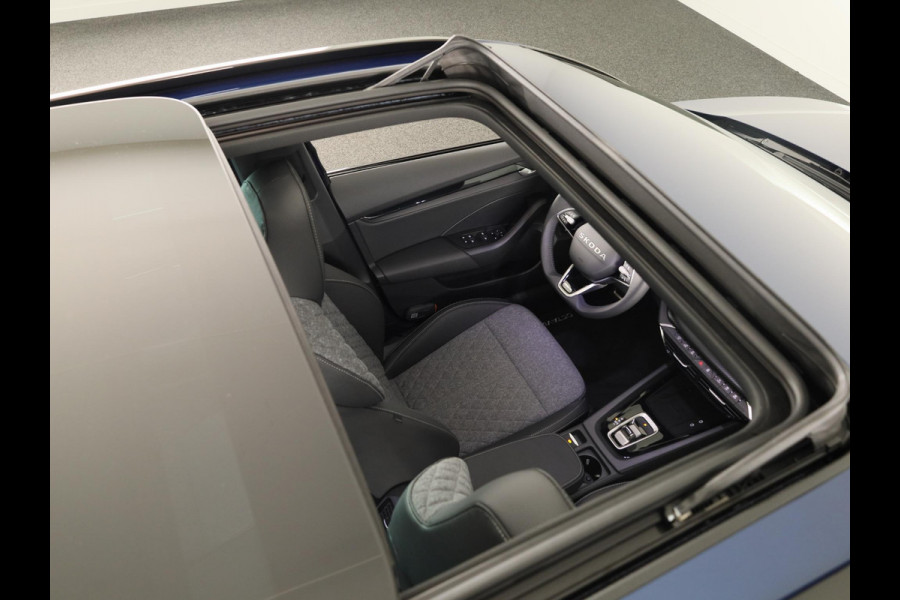 Škoda Octavia Combi Sportline Tour m-HEV 1.5 TSI 150 pk 7 versn. DSG | Schuif/kanteldak | Travel assist | Trekhaak wegklapbaar