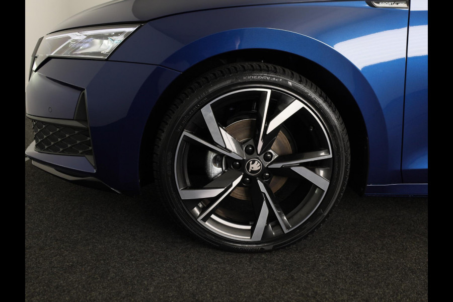 Škoda Octavia Combi Sportline Tour m-HEV 1.5 TSI 150 pk 7 versn. DSG | Schuif/kanteldak | Travel assist | Trekhaak wegklapbaar