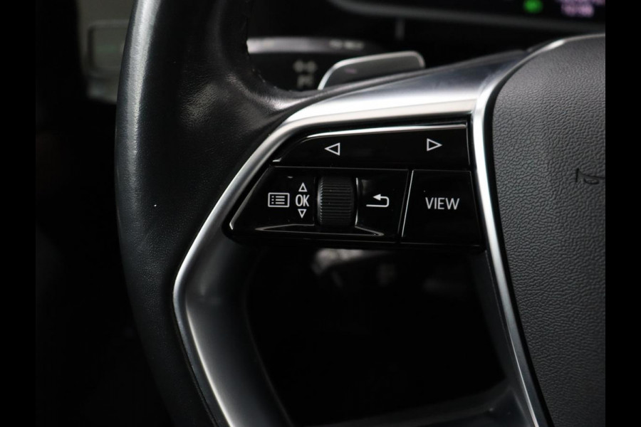 Audi e-tron 55 quattro Business edition | SOH 92% | Leder | Stoelverwarming | Luchtvering | Memory | Carplay | Navigatie | Virtual Cockpit | Cruise control | Full LED