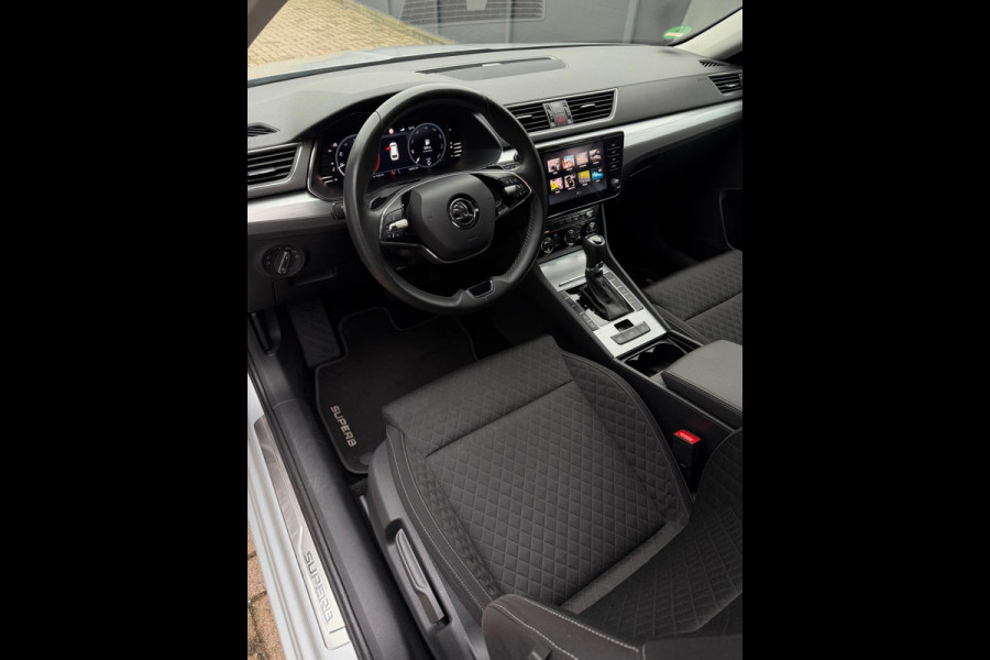 Škoda Superb Combi 1.5 TSI ACT Business Edition+ CarPlay Trekhaak