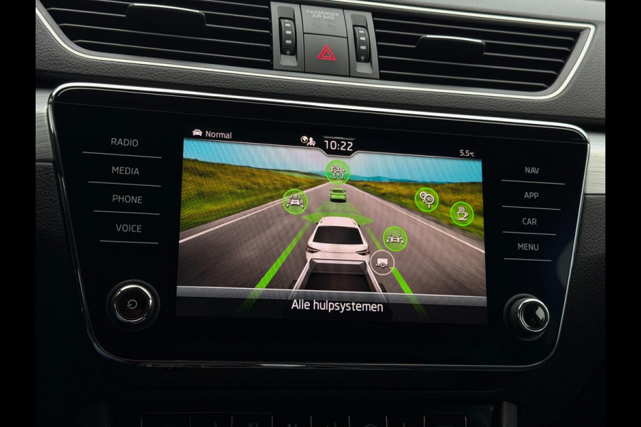 Škoda Superb Combi 1.5 TSI ACT Business Edition+ CarPlay Trekhaak