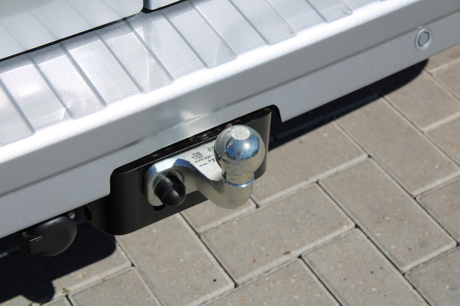 Renault Trafic 2.0 Blue dCi 170pk T29 L2H1 Extra DC - 2x Schuifdeur - Carplay - LED - Blind Spot - Navigatie - Camera - Trekhaak - Stoelverwarm