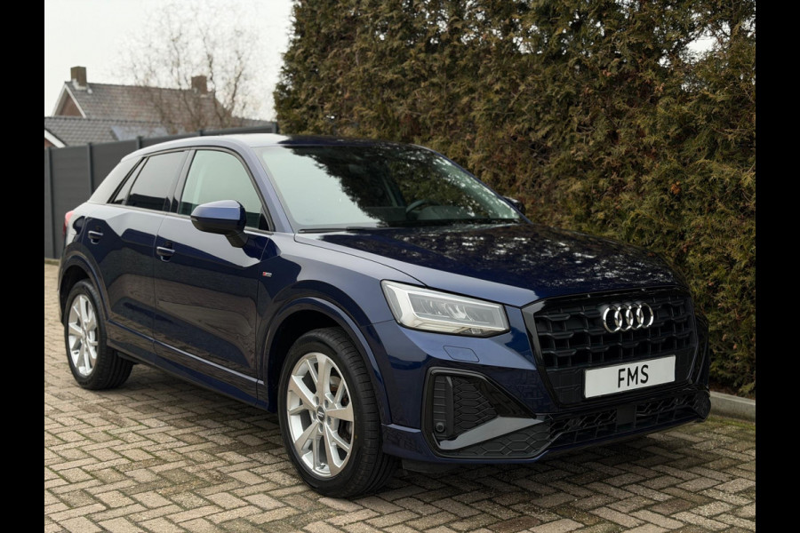 Audi Q2 35 TFSI 2x S-Line CarPlay Camera