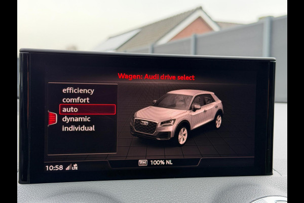 Audi Q2 35 TFSI 2x S-Line CarPlay Camera