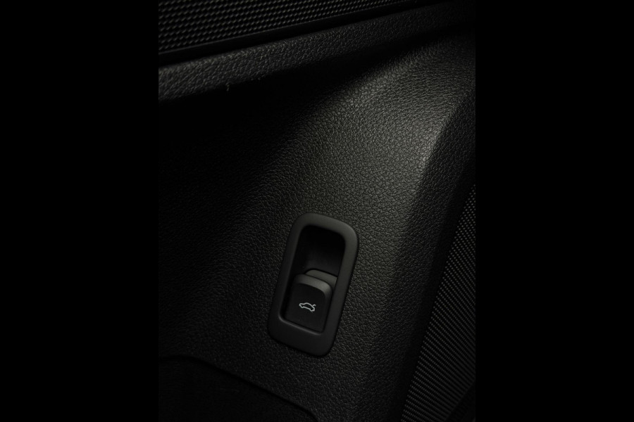 Audi Q2 35 TFSI 2x S-Line CarPlay Camera