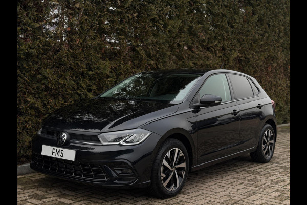 Volkswagen Polo 1.0 TSI Life CarPlay Camera LED