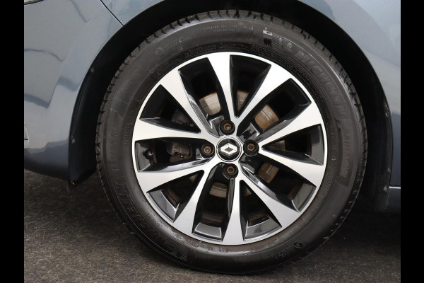 Renault Clio 1.0 TCe Intens | Stoelverwarming | Camera | Carplay | Half leder | Climate control | Full LED | Parkeerhulp | Cruise control | Keyless