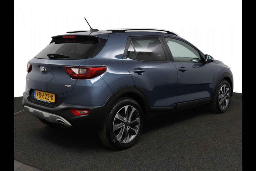 Kia Stonic 1.0 T-GDi DynamicLine - Cruise Control - Lichtmetalen Velgen - Navigatie - Apple/Android Carplay - Virena Zekerheidspakket €895,-