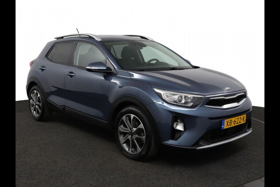 Kia Stonic 1.0 T-GDi DynamicLine - Cruise Control - Lichtmetalen Velgen - Navigatie - Apple/Android Carplay - Virena Zekerheidspakket €895,-