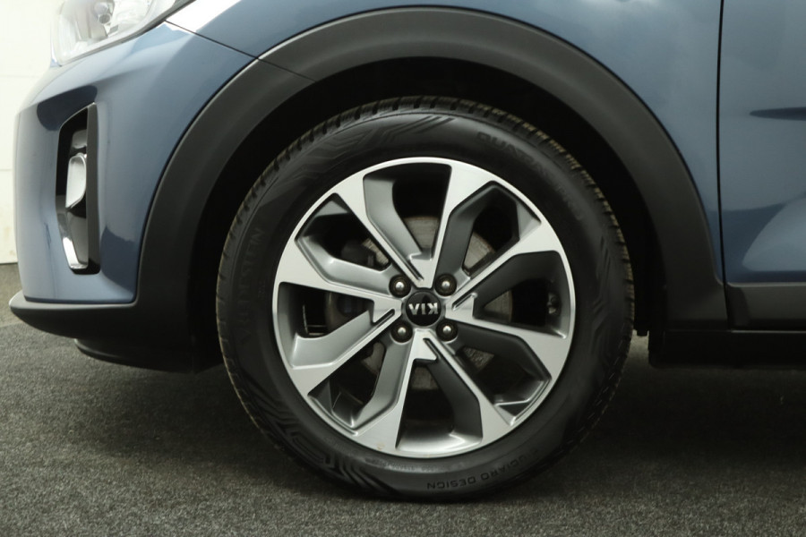 Kia Stonic 1.0 T-GDi DynamicLine - Cruise Control - Lichtmetalen Velgen - Navigatie - Apple/Android Carplay - Virena Zekerheidspakket €895,-