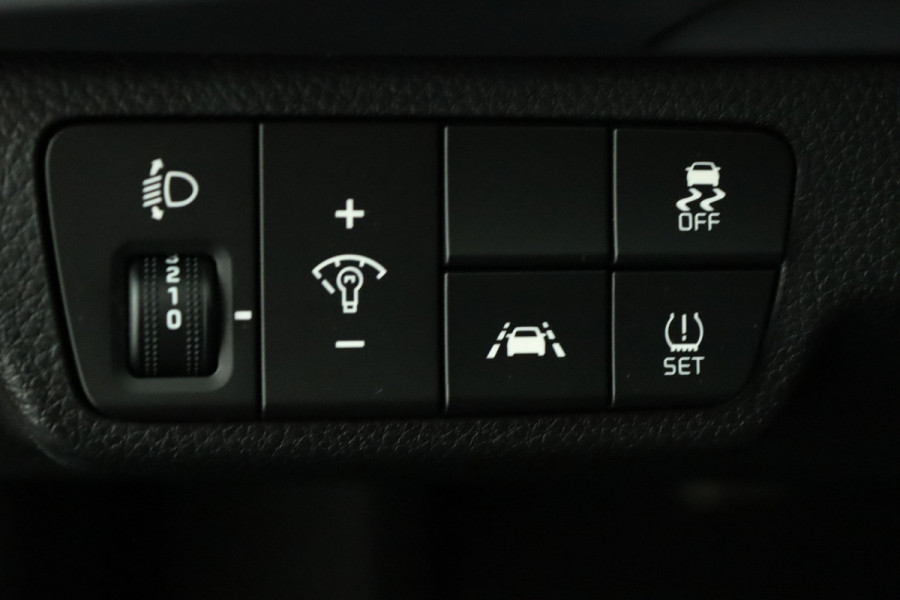 Kia Stonic 1.0 T-GDi DynamicLine - Cruise Control - Lichtmetalen Velgen - Navigatie - Apple/Android Carplay - Virena Zekerheidspakket €895,-