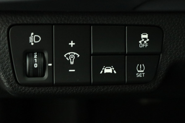 Kia Stonic 1.0 T-GDi DynamicLine - Cruise Control - Lichtmetalen Velgen - Navigatie - Apple/Android Carplay - Virena Zekerheidspakket €895,-