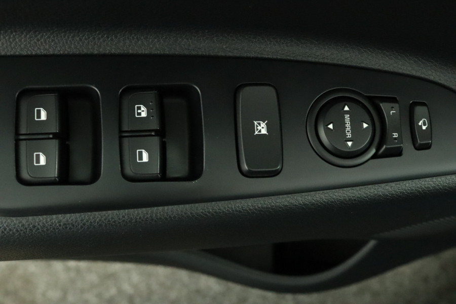 Kia Stonic 1.0 T-GDi DynamicLine - Cruise Control - Lichtmetalen Velgen - Navigatie - Apple/Android Carplay - Virena Zekerheidspakket €895,-