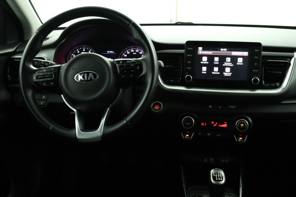 Kia Stonic 1.0 T-GDi DynamicLine - Cruise Control - Lichtmetalen Velgen - Navigatie - Apple/Android Carplay - Virena Zekerheidspakket €895,-
