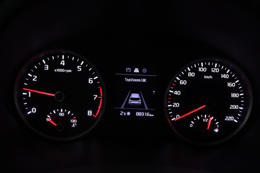 Kia Stonic 1.0 T-GDi DynamicLine - Cruise Control - Lichtmetalen Velgen - Navigatie - Apple/Android Carplay - Virena Zekerheidspakket €895,-