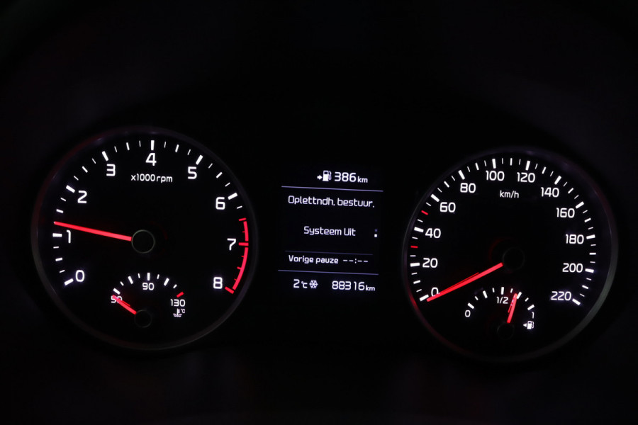 Kia Stonic 1.0 T-GDi DynamicLine - Cruise Control - Lichtmetalen Velgen - Navigatie - Apple/Android Carplay - Virena Zekerheidspakket €895,-