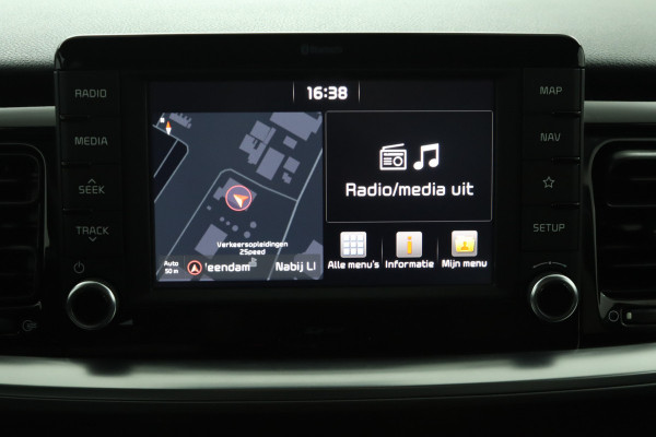 Kia Stonic 1.0 T-GDi DynamicLine - Cruise Control - Lichtmetalen Velgen - Navigatie - Apple/Android Carplay - Virena Zekerheidspakket €895,-