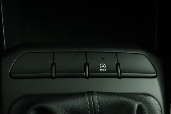 Kia Stonic 1.0 T-GDi DynamicLine - Cruise Control - Lichtmetalen Velgen - Navigatie - Apple/Android Carplay - Virena Zekerheidspakket €895,-