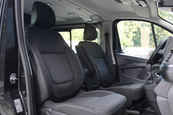 Renault Trafic 2.0 Blue dCi 170pk T29 L2H1 Extra DC - 2x Schuifdeur - Carplay - LED - Blind Spot - Navigatie - Camera - Trekhaak - Stoelverwarm