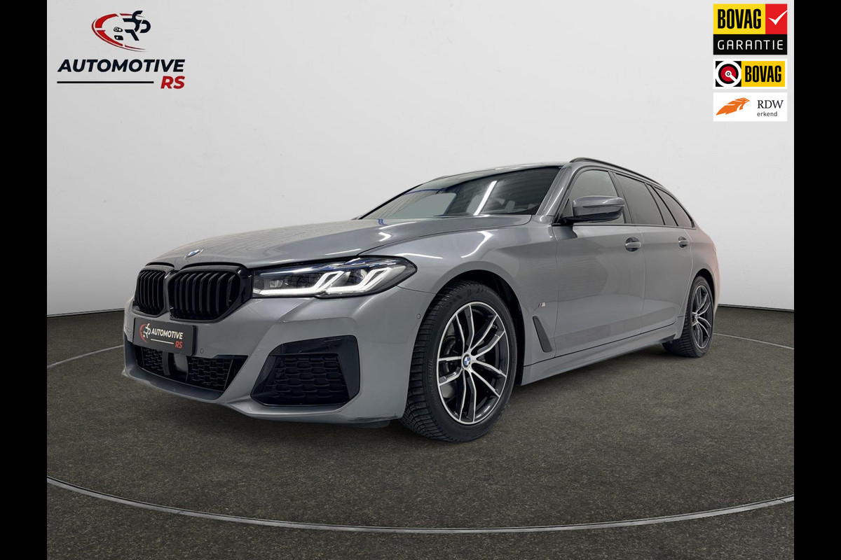 BMW 5 Serie Touring 520i Business Edition Plus M-pakket Hud Navi DAB Carplay Trekhaak Stoelverw. Memory Virtual Matrix ACC