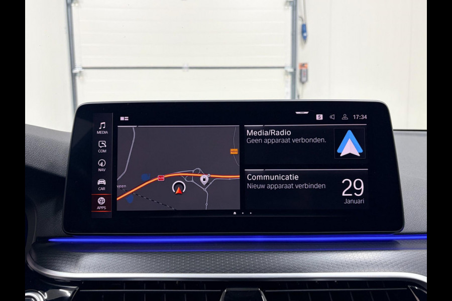 BMW 5 Serie Touring 520i Business Edition Plus M-pakket Hud Navi DAB Carplay Trekhaak Stoelverw. Memory Virtual Matrix ACC