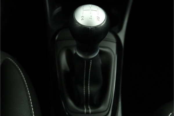 Kia Picanto 1.0 DPi DynamicLine - Airco - Cruise Control - Lichtmetalen Velgen - Cruise Control - Apple/Android Carplay - Fabrieksgarantie Tot 2030