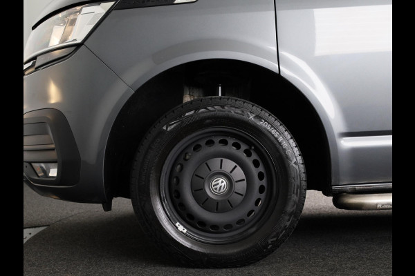 Volkswagen Transporter 2.0 TDI L2H1 28 Comfortline 110PK | Navigatie | Multifunctioneel stuurwiel | Trekhaak | Inrichting |