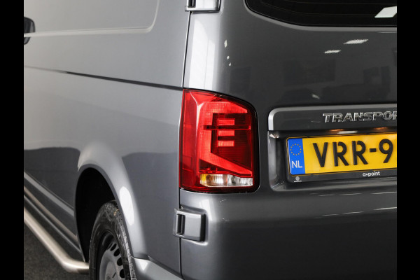 Volkswagen Transporter 2.0 TDI L2H1 28 Comfortline 110PK | Navigatie | Multifunctioneel stuurwiel | Trekhaak | Inrichting |