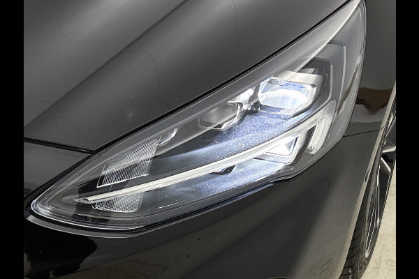 Ford Focus 1.0 EcoBoost ST Line Business (STUUR-/STOELVERWARMING, CAMERA, CARPLAY, PDC, CLIMA, NAVI, GOED ONDERHOUDEN)