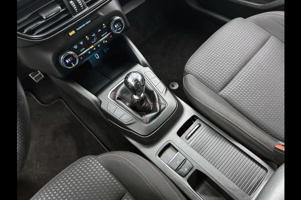 Ford Focus 1.0 EcoBoost ST Line Business (STUUR-/STOELVERWARMING, CAMERA, CARPLAY, PDC, CLIMA, NAVI, GOED ONDERHOUDEN)