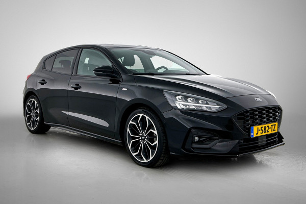Ford Focus 1.0 EcoBoost ST Line Business (STUUR-/STOELVERWARMING, CAMERA, CARPLAY, PDC, CLIMA, NAVI, GOED ONDERHOUDEN)