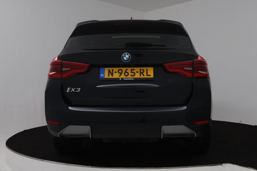 BMW iX3 High Executive 80 kWh (PANORAMADAK, STOELVERWARMING, CAMERA, CRUISE ADAPTIEF, ELEKTR STOELEN, DEALER ONDERHOUDEN)