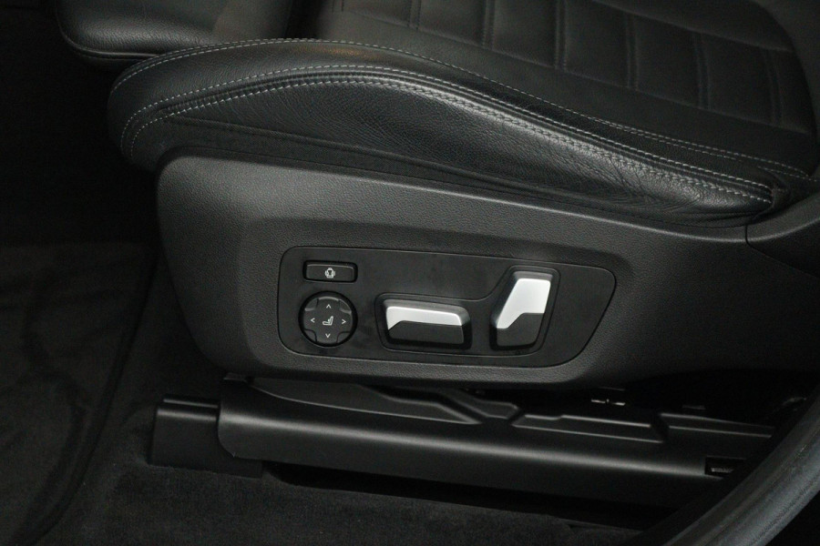 BMW iX3 High Executive 80 kWh (PANORAMADAK, STOELVERWARMING, CAMERA, CRUISE ADAPTIEF, ELEKTR STOELEN, DEALER ONDERHOUDEN)