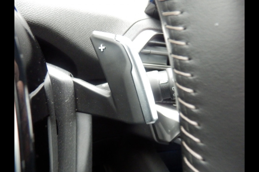 Peugeot 3008 HYbrid | GT-Line | Automaat | Sportpakket | 18" |
