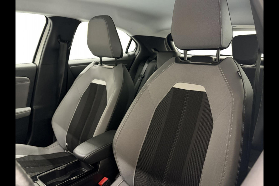 Opel Mokka 1.2 T Leder Navi Camera PDC Climate Stoelverwarm. Carplay Cruise BTW auto