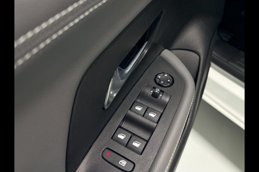 Opel Mokka 1.2 T Leder Navi Camera PDC Climate Stoelverwarm. Carplay Cruise BTW auto