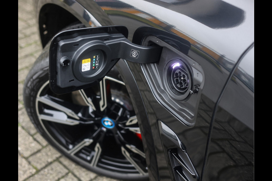 BMW X5 50e xDrive | Sky - Trekhaak - HUD - Massage - Bowers&Wilkins