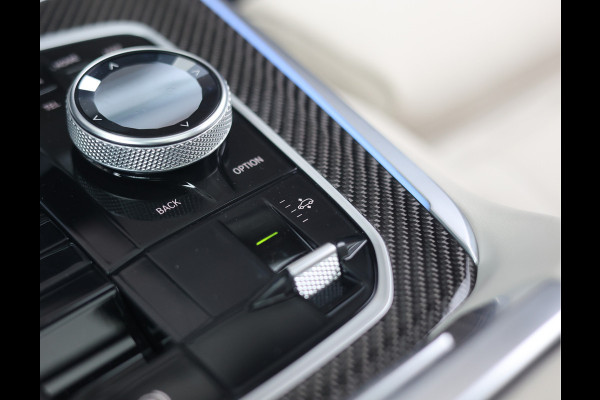 BMW X5 50e xDrive | Sky - Trekhaak - HUD - Massage - Bowers&Wilkins