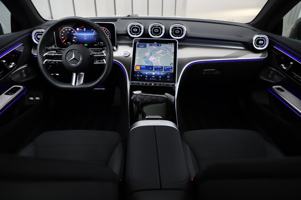 Mercedes-Benz CLE Coupé 300e AMG | 313PK | Pano | Head-up | Keyless-go | Burmester | Sfeerverlichting | Digital-light | Distronic | 2024.