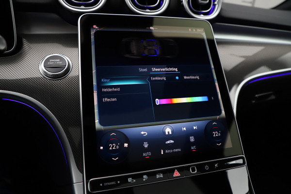 Mercedes-Benz CLE Coupé 300e AMG | 313PK | Pano | Head-up | Keyless-go | Burmester | Sfeerverlichting | Digital-light | Distronic | 2024.