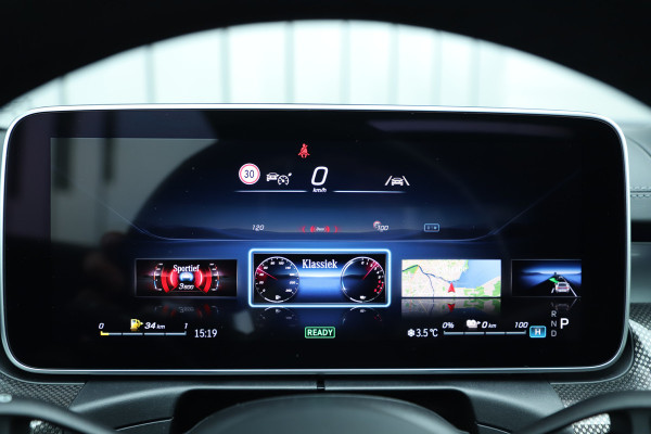 Mercedes-Benz CLE Coupé 300e AMG | 313PK | Pano | Head-up | Keyless-go | Burmester | Sfeerverlichting | Digital-light | Distronic | 2024.