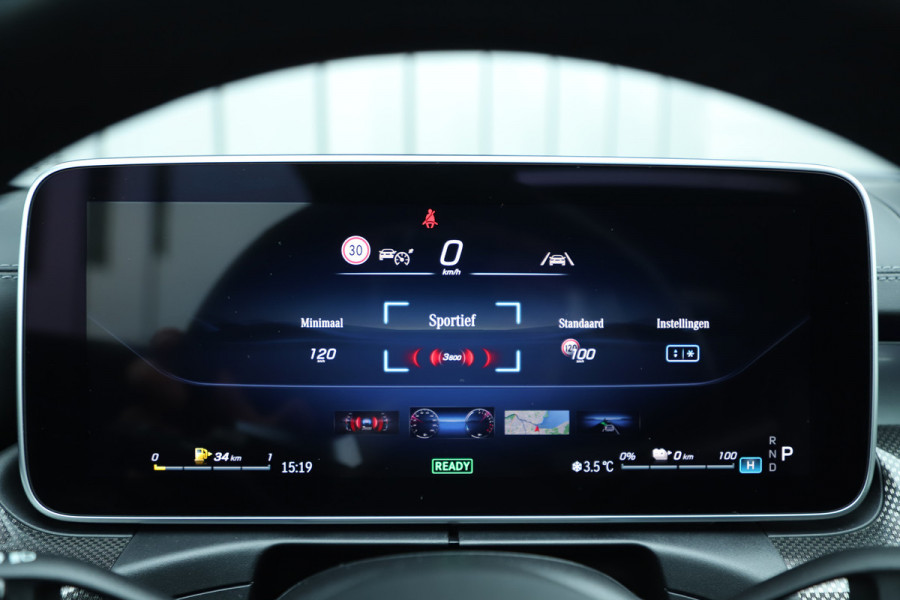 Mercedes-Benz CLE Coupé 300e AMG | 313PK | Pano | Head-up | Keyless-go | Burmester | Sfeerverlichting | Digital-light | Distronic | 2024.