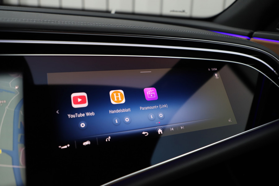 Mercedes-Benz E-Klasse AMG 53 4MATIC+ | 612PK | Achterasbesturing | Massage | Hyperscreen | Head-up | Adapt. onderstel | Keyless-go | Burmester 4D | Di