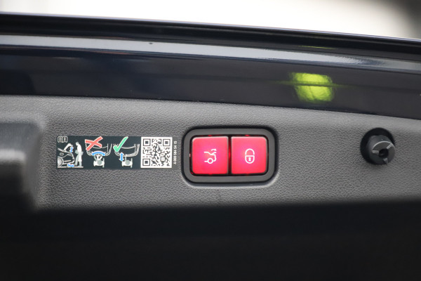 Mercedes-Benz E-Klasse AMG 53 4MATIC+ | 612PK | Achterasbesturing | Massage | Hyperscreen | Head-up | Adapt. onderstel | Keyless-go | Burmester 4D | Di