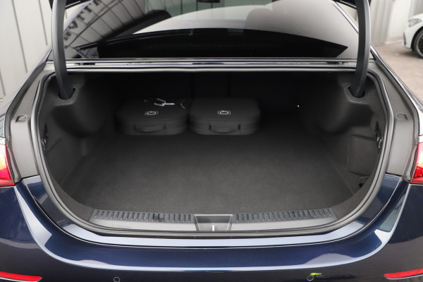 Mercedes-Benz E-Klasse AMG 53 4MATIC+ | 612PK | Achterasbesturing | Massage | Hyperscreen | Head-up | Adapt. onderstel | Keyless-go | Burmester 4D | Di