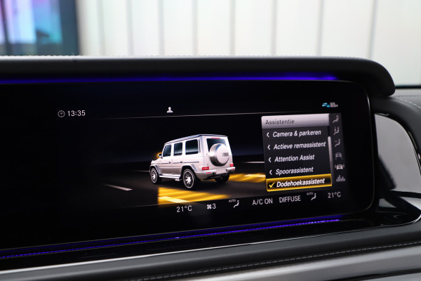 Mercedes-Benz G-Klasse 63 AMG | 585PK | Massage | PPF | Akrapovic | Burmester | Entertainment | Leder exclusief | Sfeerverlichting | Stoelkoeling | 202