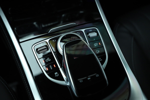 Mercedes-Benz G-Klasse 63 AMG | 585PK | Massage | PPF | Akrapovic | Burmester | Entertainment | Leder exclusief | Sfeerverlichting | Stoelkoeling | 202