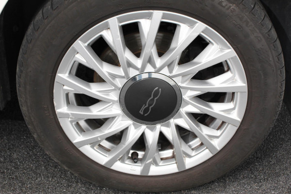 Fiat 500C 1.2 Automaat Lounge | Cruise Control | Navigatie | Airco | Parkeersensoren Achter | Lichtmetalen Velgen |