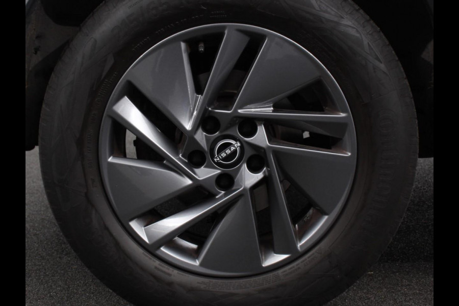 Nissan QASHQAI 1.3 MHEV Xtronic Acenta Navigatie Apple Carplay/Andoid Auto Parkeersensor achter Camera Adaptive Cruise Control Blind Spot Assist Stuur- en stoelverwarming Ledverlichting Climatronic