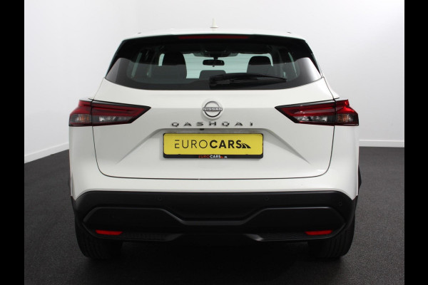 Nissan QASHQAI 1.3 MHEV Xtronic Acenta Navigatie Apple Carplay/Andoid Auto Parkeersensor achter Camera Adaptive Cruise Control Blind Spot Assist Stuur- en stoelverwarming Ledverlichting Climatronic
